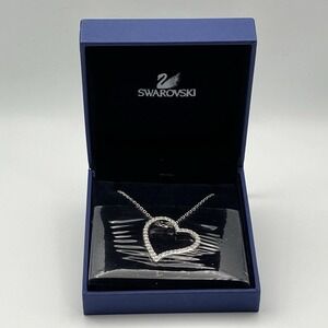 NWT Swarovski Open Heart Pendant Necklace Retired 2010 Swan Signed / Never Worn